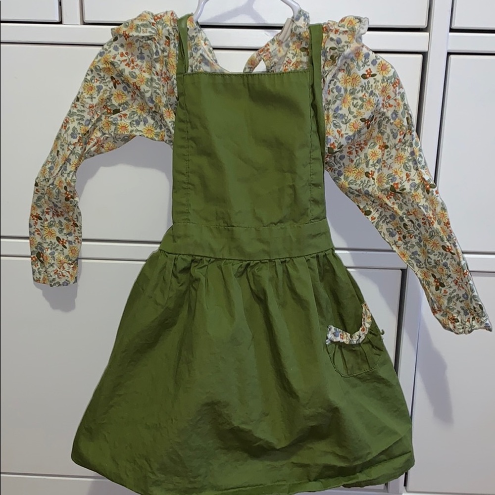 Jumper skirt and floral blouse size 110